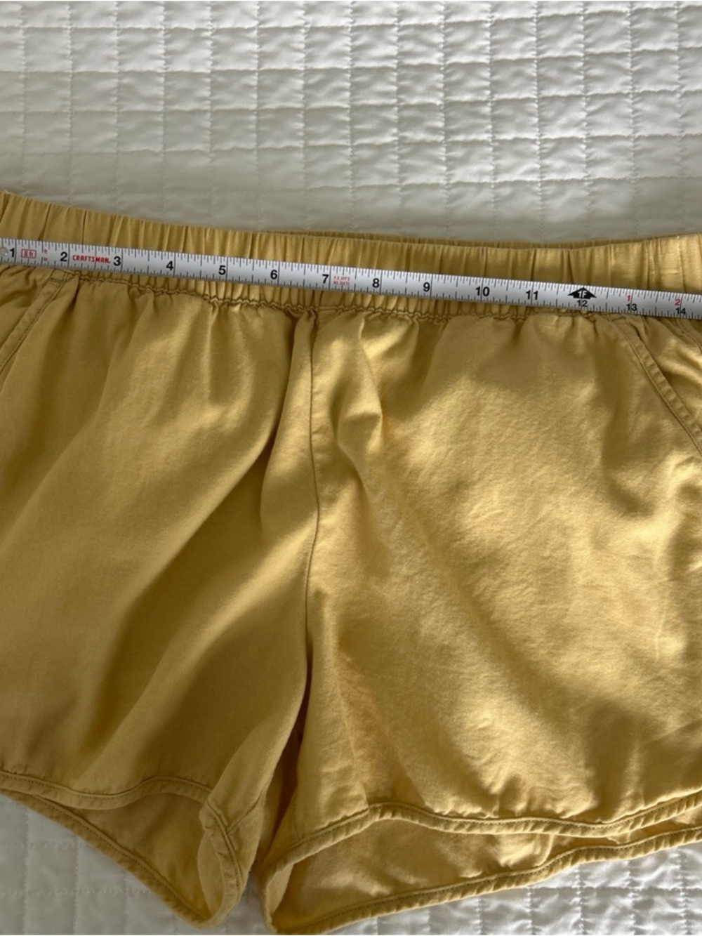 Madewell Women’s Pull-On Shorts
Light Straw
Medium - Picture 8 of 16